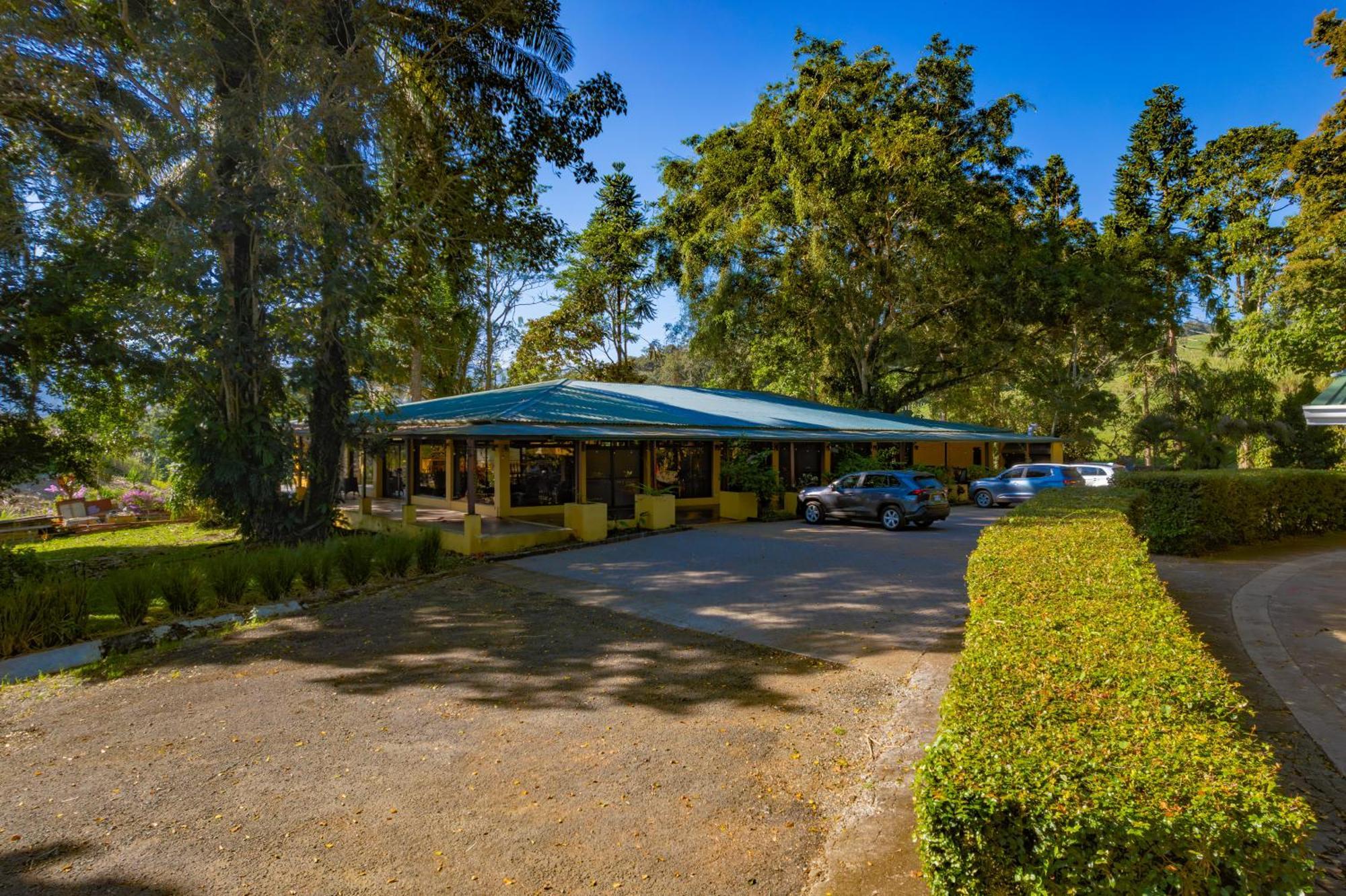Hotel Villa Florencia Turrialba Eksteriør bilde