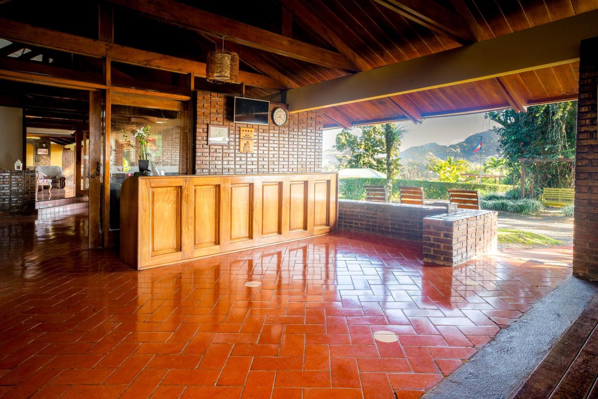 Hotel Villa Florencia Turrialba Eksteriør bilde